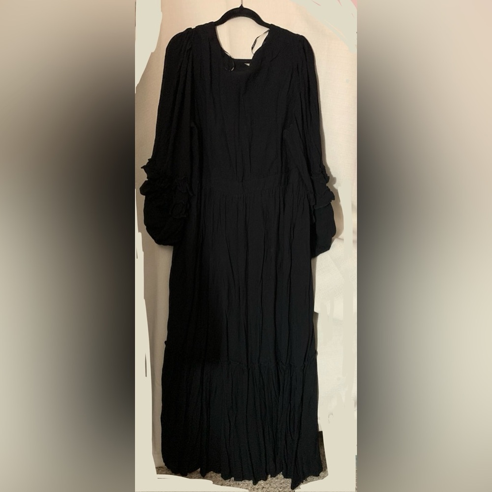 CITY CHIC women’s Plus Size Black V-Neck Long Sleeve Maxi Dress - Picture 7 of 9